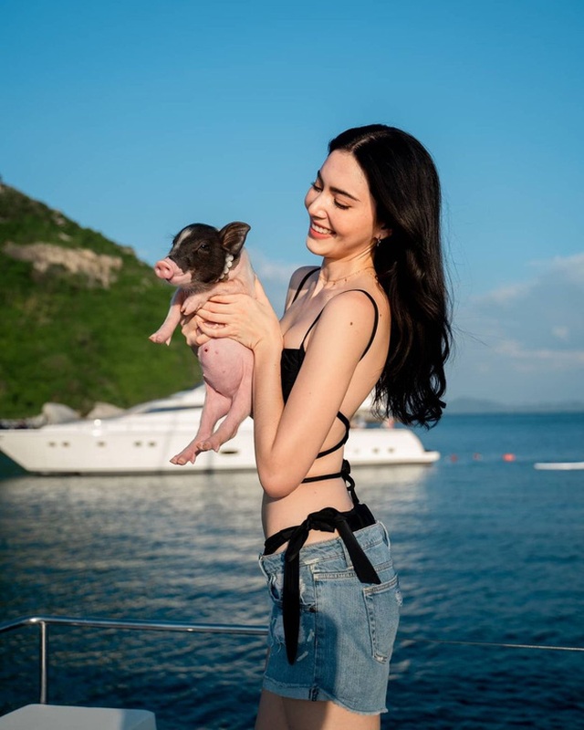 Vòng eo siêu thực đáng ngưỡng mộ của mỹ nhân Tình người duyên ma - 4 Vòng eo siêu thực đáng ngưỡng mộ của mỹ nhân Tình người duyên ma - 4