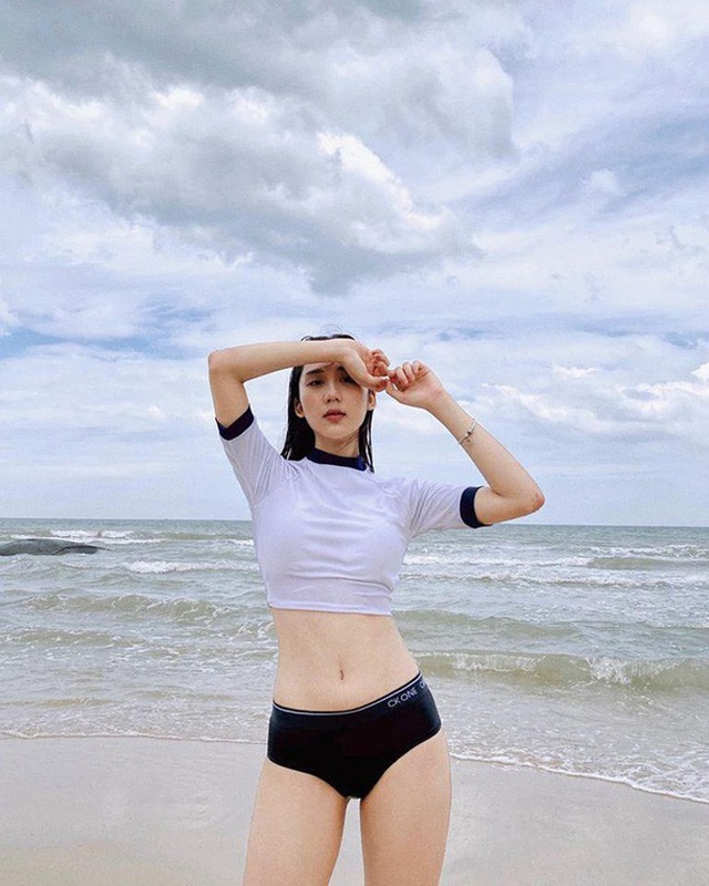 Nữ streamer sở hữu gương mặt đẹp hút hồn đốn tim người hâm mộ - 3 Nữ streamer sở hữu gương mặt đẹp hút hồn đốn tim người hâm mộ - 3