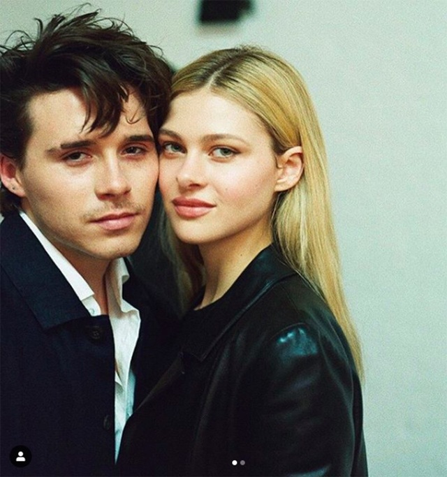 Brooklyn Beckham liên tục nịnh đầm bạn gái - 8 Brooklyn Beckham liên tục nịnh đầm bạn gái - 8