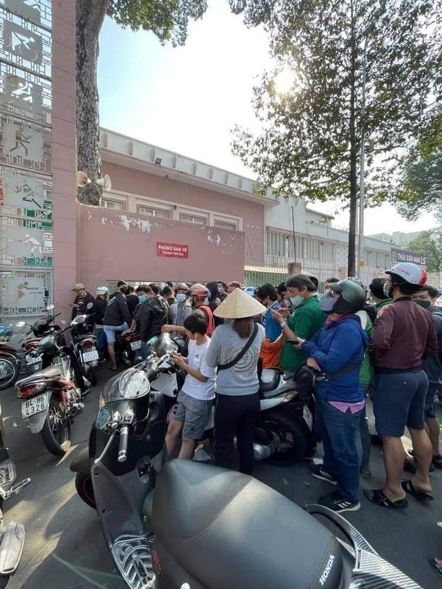 Cơn sốt vé xem Kiatisuk ở sân Thống Nhất xuất hiện trên báo Thái Lan - 4 Cơn sốt vé xem Kiatisuk ở sân Thống Nhất xuất hiện trên báo Thái Lan - 4