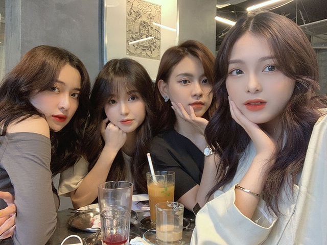 Điểm mặt những hot girl Tik Tok gây bão cộng đồng mạng năm 2020 - 10 Điểm mặt những hot girl Tik Tok gây bão cộng đồng mạng năm 2020 - 10