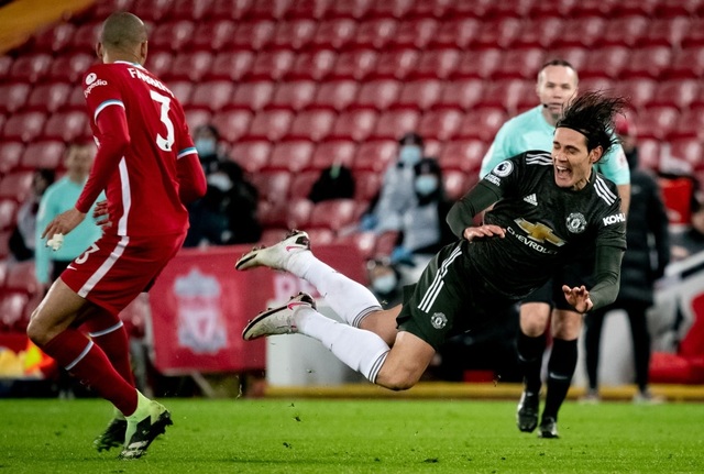 Fernandes phung phí cơ hội vàng, Man Utd chia điểm trên sân Liverpool - 12