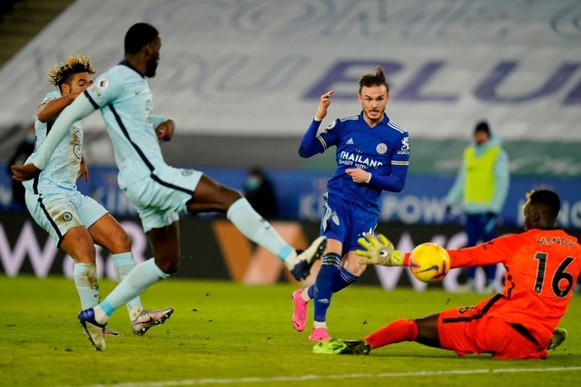 Leicester 2-0 Chelsea: Trượt ngã ở King Power - 4