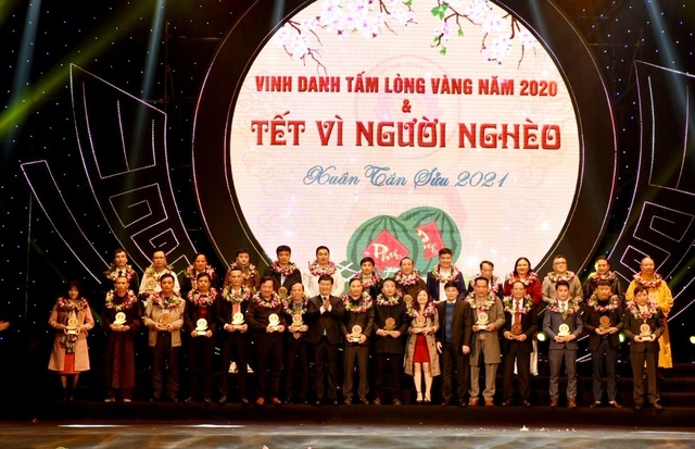Nghệ An: Có những hộ tự nguyện viết đơn xin ra khỏi diện hộ nghèo - 4 Nghệ An: Có những hộ tự nguyện viết đơn xin ra khỏi diện hộ nghèo - 4