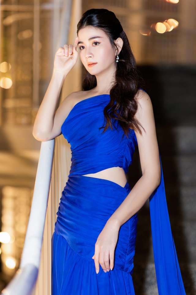 Kha Ly rạng ngời sánh bước cùng chồng trên thảm đỏ - 6 Kha Ly rạng ngời sánh bước cùng chồng trên thảm đỏ - 6