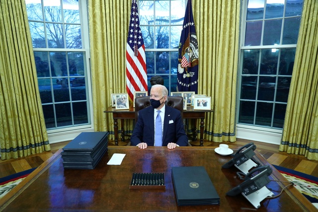Ông Biden thay đổi Phòng Bầu dục sau khi ông Trump rời đi - 2 Ông Biden thay đổi Phòng Bầu dục sau khi ông Trump rời đi - 2