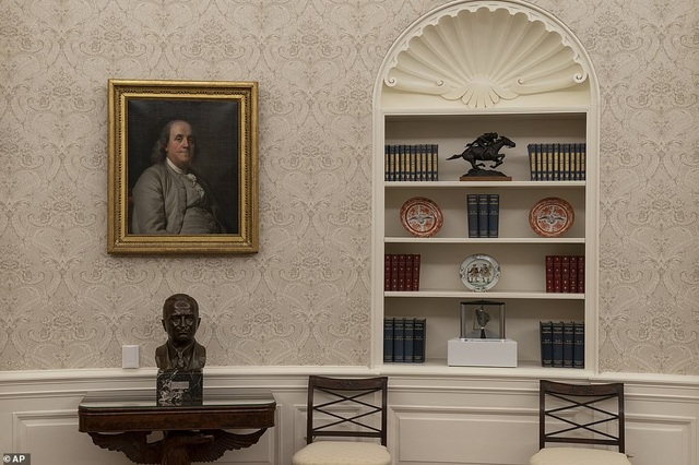 Ẩn ý của ông Biden qua cách bố trí căn phòng đầu não ở Nhà Trắng - 7 Ẩn ý của ông Biden qua cách bố trí căn phòng đầu não ở Nhà Trắng - 7