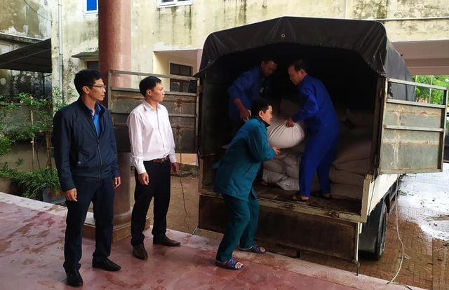 Nghệ An: Phân bổ hơn 727 tấn gạo hỗ trợ người dân trong dịp Tết - 1 Nghệ An: Phân bổ hơn 727 tấn gạo hỗ trợ người dân trong dịp Tết - 1