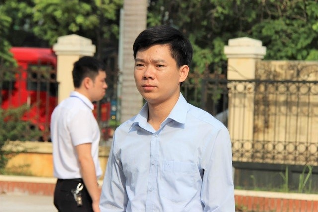 Được ân xá ra tù, bác sĩ Hoàng Công Lương có được trở lại với nghề? - 3 Được ân xá ra tù, bác sĩ Hoàng Công Lương có được trở lại với nghề? - 3