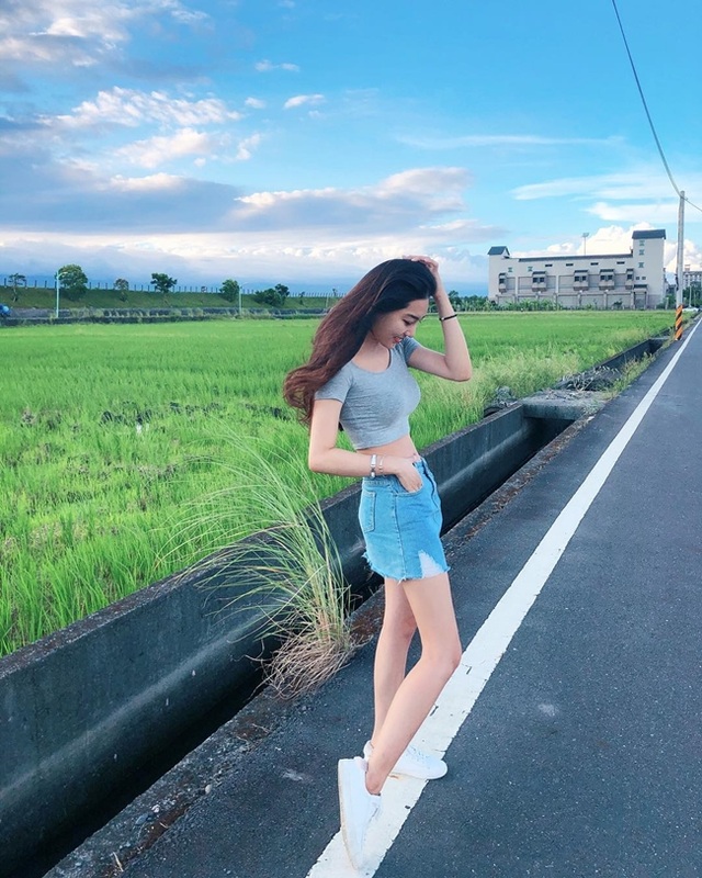 4 cô giáo Hàn, Trung sáng đi dạy, chiều xây đường cong bằng môn thể thao quý tộc - 23 4 cô giáo Hàn, Trung sáng đi dạy, chiều xây đường cong bằng môn thể thao quý tộc - 23