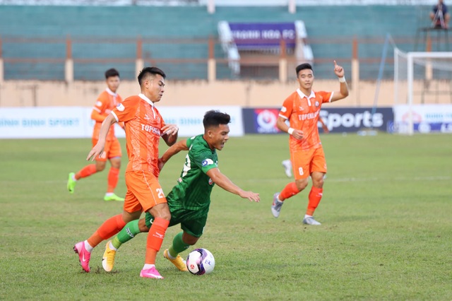 Tấn Tài ghi bàn, tân binh Bình Định đánh bại Sài Gòn FC - 2