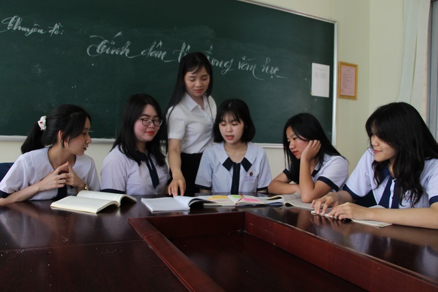 Nể phục đôi bạn thân giành giải Nhất, Nhì Học sinh giỏi quốc gia - 4 Nể phục đôi bạn thân giành giải Nhất, Nhì Học sinh giỏi quốc gia - 4