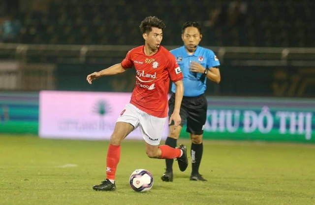 Lee Nguyễn đá chính, CLB TPHCM thắng trận đầu tay ở V-League - 1