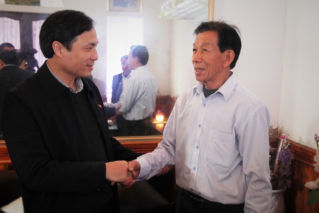 Bí thư Tỉnh ủy thăm hỏi các gia đình chính sách dịp Tết Nguyên đán - 1 Bí thư Tỉnh ủy thăm hỏi các gia đình chính sách dịp Tết Nguyên đán - 1