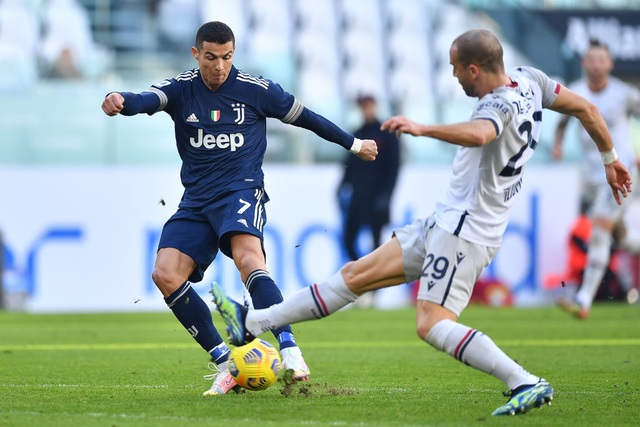 C.Ronaldo kiến tạo, Juventus gây áp lực lên AC Milan và Inter - 1