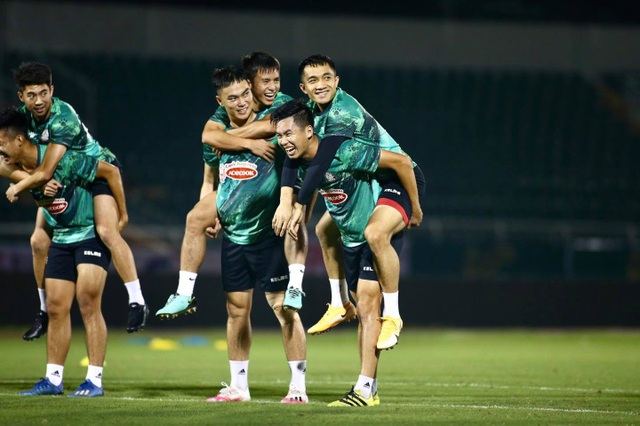 Lee Nguyễn tích cực chuẩn bị cho ngày tái ngộ V-League - 2