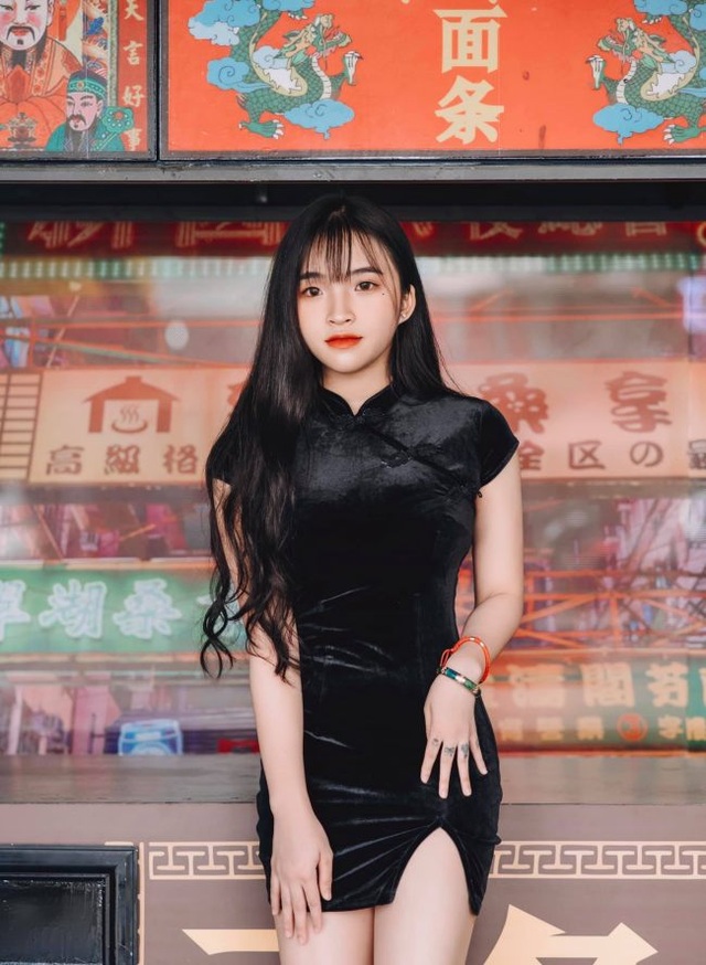 Nữ sinh Đồng Nai mặc áo dài đẹp xuất sắc, diện đồ thường gợi cảm gấp trăm lần - 6 Nữ sinh Đồng Nai mặc áo dài đẹp xuất sắc, diện đồ thường gợi cảm gấp trăm lần - 6