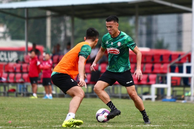 Lee Nguyễn tích cực chuẩn bị cho ngày tái ngộ V-League - 9