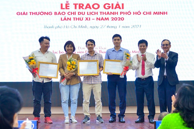Báo Dân trí giành giải 3 phóng sự ảnh về Du lịch TPHCM - 1 Báo Dân trí giành giải 3 phóng sự ảnh về Du lịch TPHCM - 1