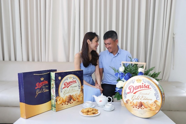 Được vinh danh nghệ sĩ có hoạt động nổi bật năm 2020, Thủy Tiên gửi tri ân đến người hâm mộ - 1 Được vinh danh nghệ sĩ có hoạt động nổi bật năm 2020, Thủy Tiên gửi tri ân đến người hâm mộ - 1