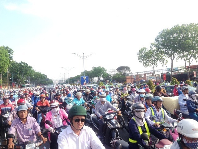 TPHCM đầu tư hàng trăm tỷ đồng để kiểm soát khí thải xe máy? - 2 TPHCM đầu tư hàng trăm tỷ đồng để kiểm soát khí thải xe máy? - 2