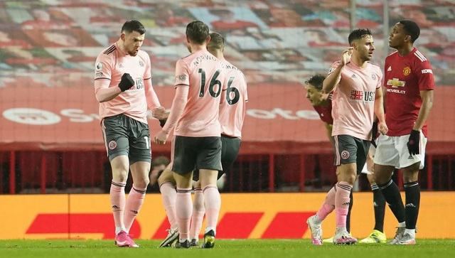 HLV Solskjaer: Cavani sẽ trở lại đối đầu với Everton - 3