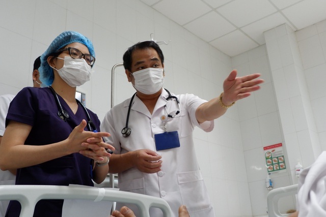 Sức khỏe bệnh nhân Covid-19 tại Hải Dương và Quảng Ninh hiện ra sao? - 1
