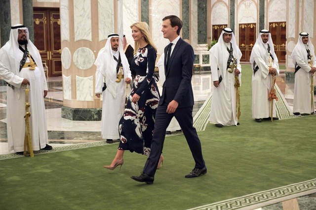 Tiết lộ món quà phu nhân ông Tập Cận Bình tặng Ivanka Trump - 2 Tiết lộ món quà phu nhân ông Tập Cận Bình tặng Ivanka Trump - 2