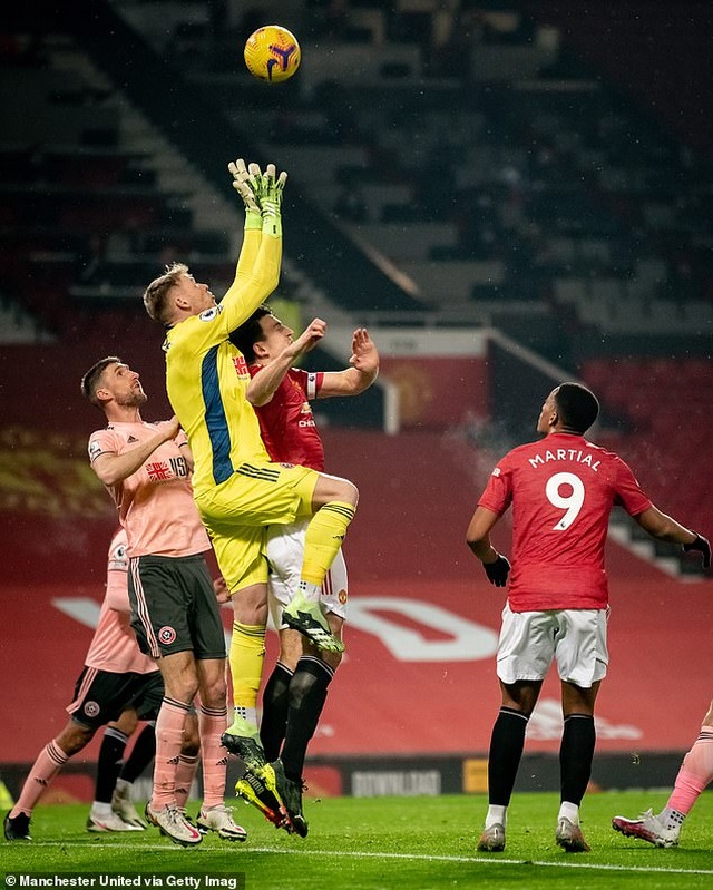 HLV Solskjaer: Sai lầm của trọng tài khiến Man Utd thất bại cay đắng - 3 HLV Solskjaer: Sai lầm của trọng tài khiến Man Utd thất bại cay đắng - 3