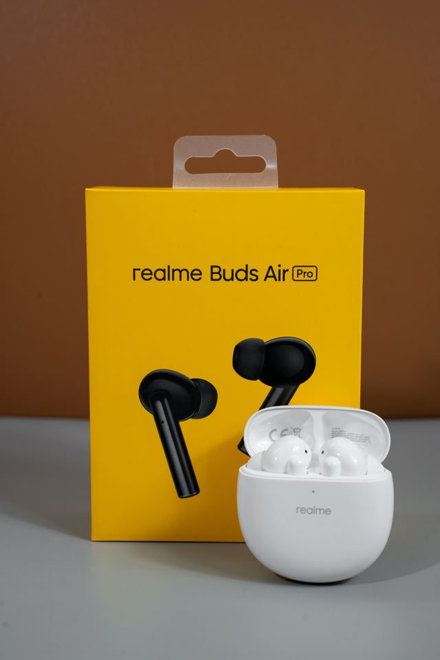 Realme mở bán tai nghe Buds Air Pro giá 2,69 triệu, độc quyền tại CellphoneS - 1 Realme mở bán tai nghe Buds Air Pro giá 2,69 triệu, độc quyền tại CellphoneS - 1
