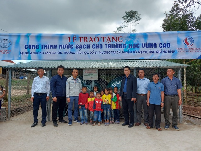 Toyota cung cấp nước sạch cho các trường tiểu học ở Quảng Bình - 2 Toyota cung cấp nước sạch cho các trường tiểu học ở Quảng Bình - 2