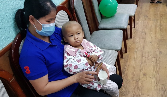 Bé gái 3 tuổi chiến thắng ung thư sau khi ghép tế bào gốc - 5 Bé gái 3 tuổi chiến thắng ung thư sau khi ghép tế bào gốc - 5
