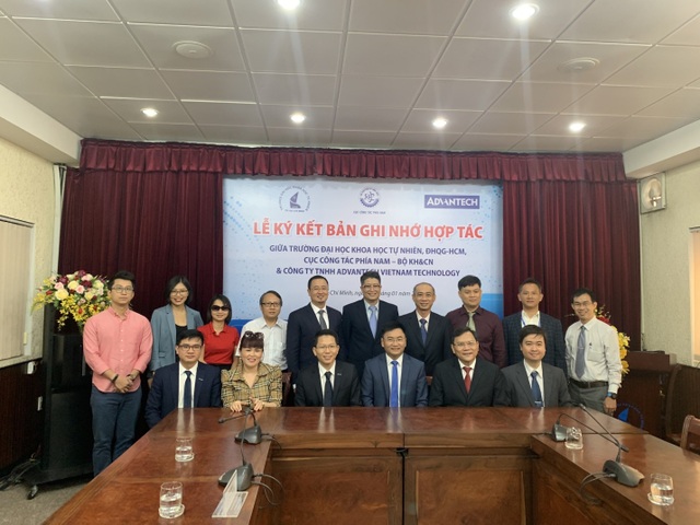 Advantech Việt Nam ký kết hợp tác chương trình WISE-PaaS@Education - 1