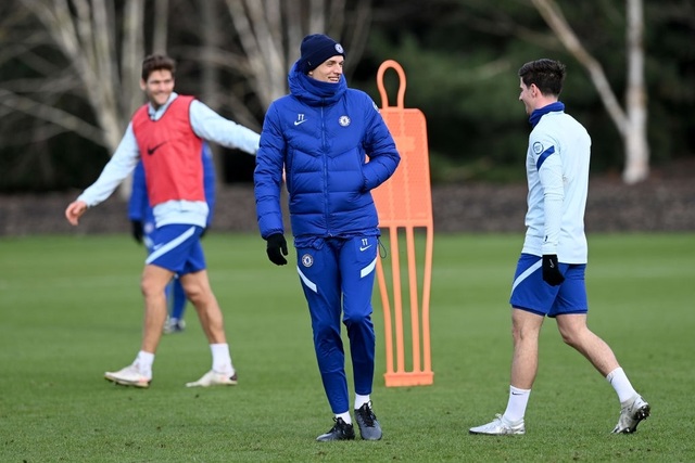 HLV Tuchel bắt cầu thủ Chelsea tập luyện với trái bóng mini - 9 HLV Tuchel bắt cầu thủ Chelsea tập luyện với trái bóng mini - 9