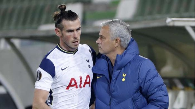 Trò cưng nghỉ dài hạn, HLV Mourinho thay đổi thái độ với Gareth Bale - 1 Trò cưng nghỉ dài hạn, HLV Mourinho thay đổi thái độ với Gareth Bale - 1