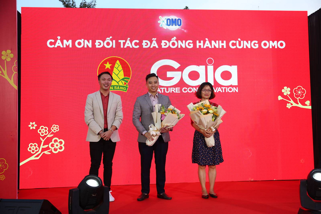 Sau một năm bất định, những lời chúc bình an, thịnh vượng, sức khỏe liệu có quá xa vời? - 3 Sau một năm bất định, những lời chúc bình an, thịnh vượng, sức khỏe liệu có quá xa vời? - 3