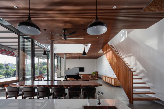 Nhà vườn 7.000m2 đẹp lạ ở Sài Gòn, choáng ngợp nhất là nội thất bên trong - 9 Nhà vườn 7.000m2 đẹp lạ ở Sài Gòn, choáng ngợp nhất là nội thất bên trong - 9