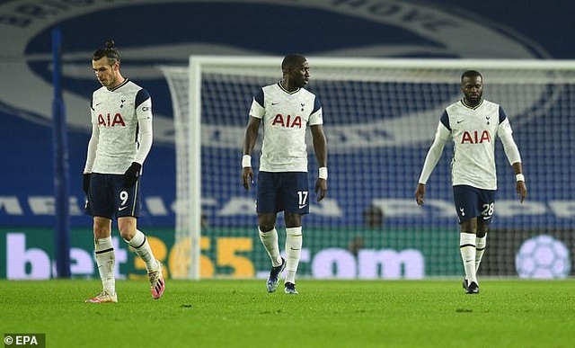 Phản ứng bất ngờ từ Mourinho sau trận thua sốc của Tottenham - 1 Phản ứng bất ngờ từ Mourinho sau trận thua sốc của Tottenham - 1