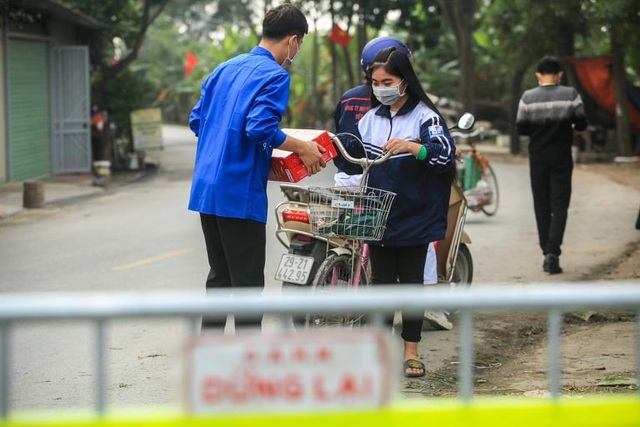 Hà Nội: Thêm 2 ca Covid-19, phong tỏa một thôn ở Mê Linh - 1 Hà Nội: Thêm 2 ca Covid-19, phong tỏa một thôn ở Mê Linh - 1
