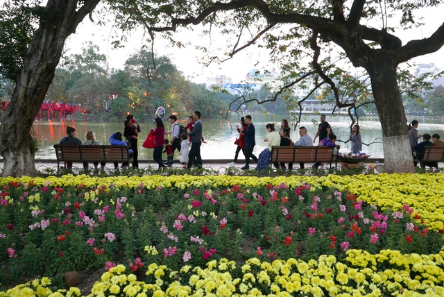 Tết giữa lòng thủ đô: Bình dị và an yên - 1 Tết giữa lòng thủ đô: Bình dị và an yên - 1