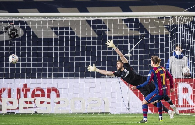 Messi lập siêu phẩm sút phạt, Barcelona soán vị trí của Real Madrid - 9