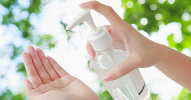 Trào lưu giỏ quà Tết Covid xuất hiện: Món quà sức khỏe lên ngôi - 1 Trào lưu giỏ quà Tết Covid xuất hiện: Món quà sức khỏe lên ngôi - 1