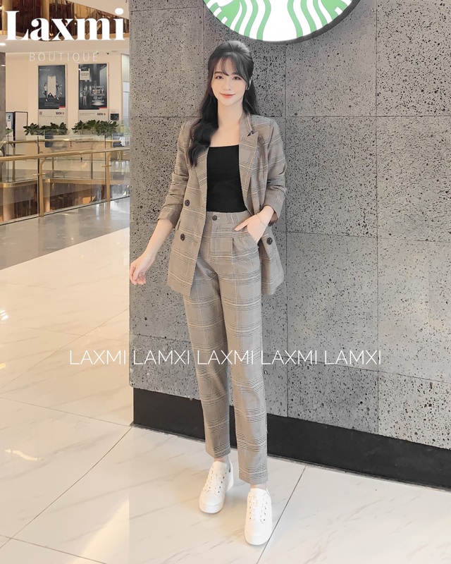 Laxmi Boutique ấn tượng với thời trang thiết kế - 1 Laxmi Boutique ấn tượng với thời trang thiết kế - 1