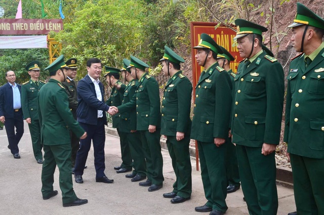 Đảm bảo quân số trực sẵn sàng chiến đấu, đảm bảo giữ vững an ninh biên giới - 2 Đảm bảo quân số trực sẵn sàng chiến đấu, đảm bảo giữ vững an ninh biên giới - 2