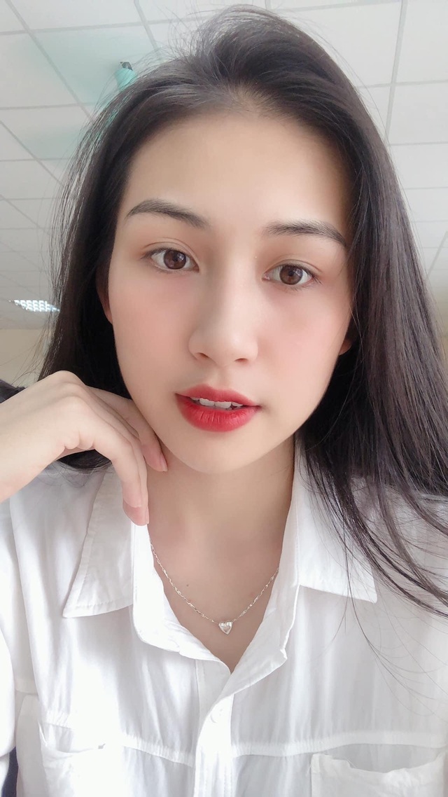 Hoa khôi Học viện Phụ nữ - Vẻ đẹp truyền thống với mái tóc dài thướt tha - 6 Hoa khôi Học viện Phụ nữ - Vẻ đẹp truyền thống với mái tóc dài thướt tha - 6