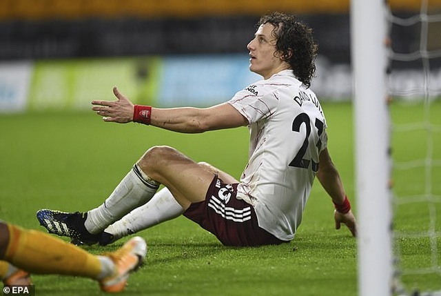 Tranh cãi tình huống David Luiz nhận thẻ đỏ oan khiến Arsenal thất bại - 4