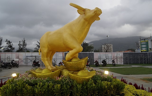 Ngắm biểu tượng linh vật Gia đình Trâu sum vầy hạnh phúc đón Tết Tân Sửu - 4 Ngắm biểu tượng linh vật Gia đình Trâu sum vầy hạnh phúc đón Tết Tân Sửu - 4