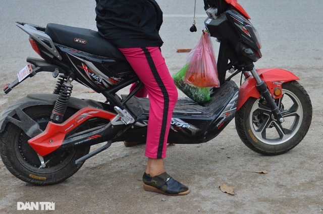 Đồ cúng tiễn Táo quân được chuyển tận tay người trong khu cách ly ở Hà Nội - 2 Đồ cúng tiễn Táo quân được chuyển tận tay người trong khu cách ly ở Hà Nội - 2