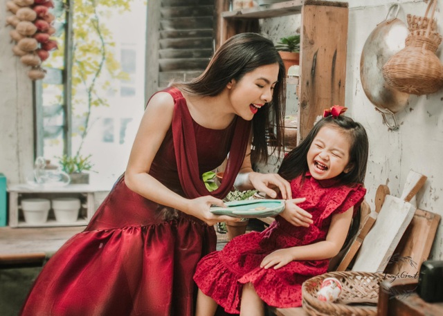 Những thiên thần nhí đáng yêu của sao Việt - 2 Những thiên thần nhí đáng yêu của sao Việt - 2