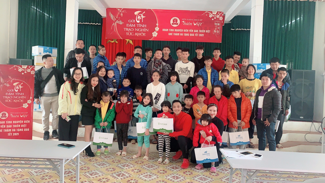 Hành trình gửi Tết đậm tình - chia sẻ ngàn yêu thương - 3 Hành trình gửi Tết đậm tình - chia sẻ ngàn yêu thương - 3